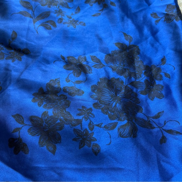 La Vie en Rose lingerie dress - Picture 2 of 3